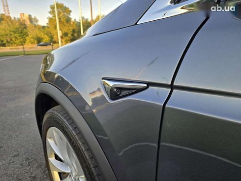 Tesla Model X 2018 - фото 20