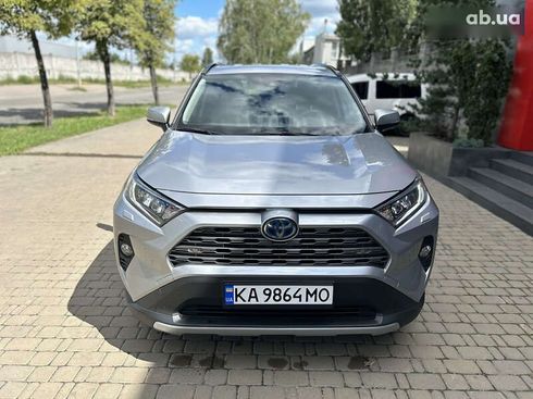 Toyota RAV4 2020 - фото 4