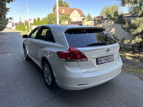 Toyota Venza 2011 - фото 23