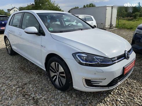 Volkswagen e-Golf 2019 - фото 11