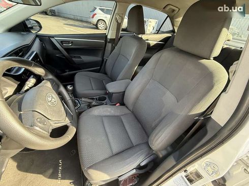 Toyota Corolla 2017 - фото 14