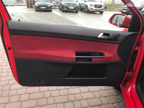 Volkswagen Polo 2005 красный - фото 15