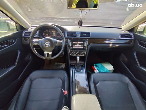 Volkswagen passat b7 2011 белый - фото 30