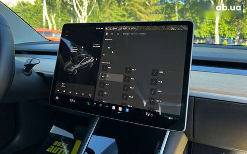 Tesla Model 3 2020 - фото 12