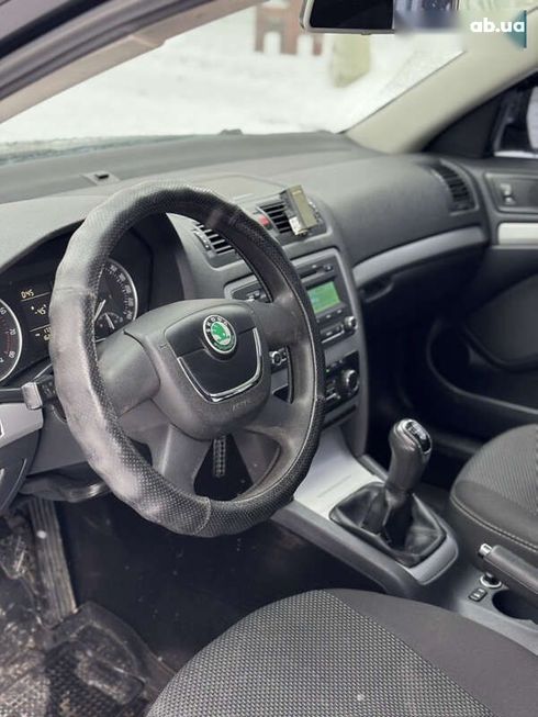 Skoda Octavia 2012 - фото 13