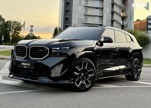 BMW XM 2023 - фото 29