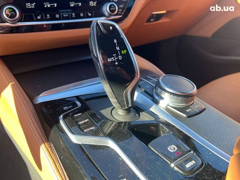 BMW 5 серия 2020 синий - фото 31
