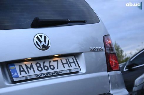 Volkswagen Touran 2009 - фото 13