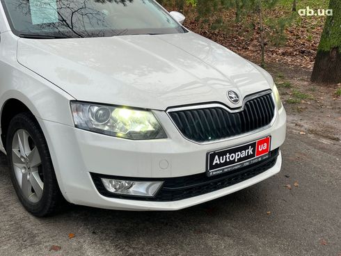 Skoda octavia a7 2013 белый - фото 17