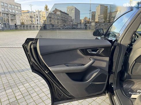 Audi SQ8 2023 - фото 22