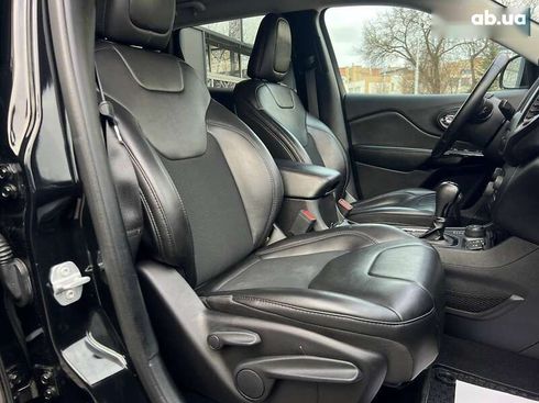 Jeep Cherokee 2019 - фото 26