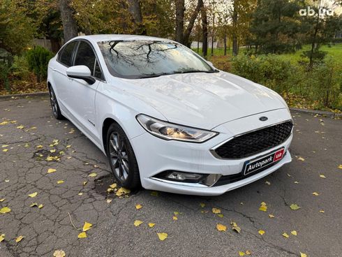 Ford Fusion 2017 белый - фото 3