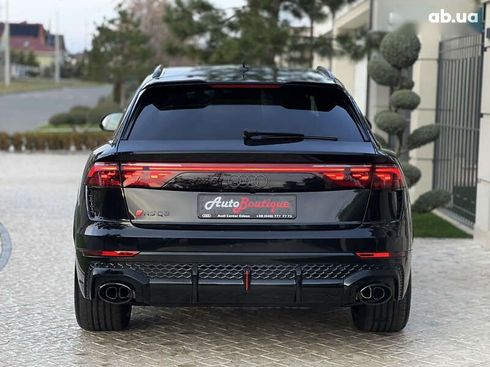 Audi RS Q8 2024 - фото 16