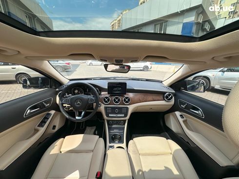Mercedes-Benz GLA-Класс 2019 синий - фото 29