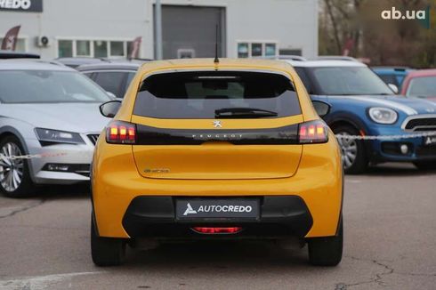 Peugeot e-208 2022 - фото 7