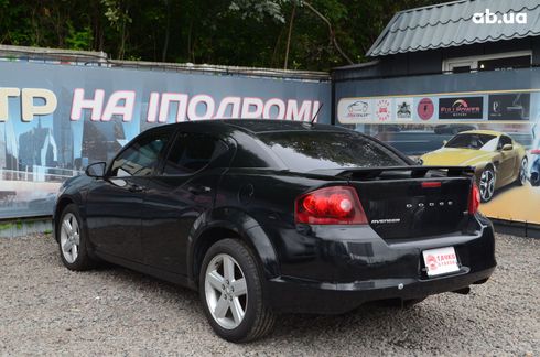 Dodge Avenger 2012 черный - фото 8
