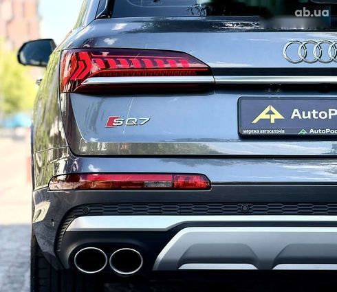 Audi SQ7 2021 - фото 23