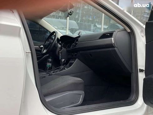 Volkswagen Jetta 2020 - фото 28