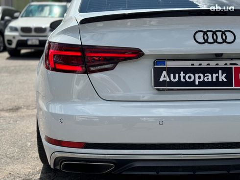 Audi A4 2019 белый - фото 17