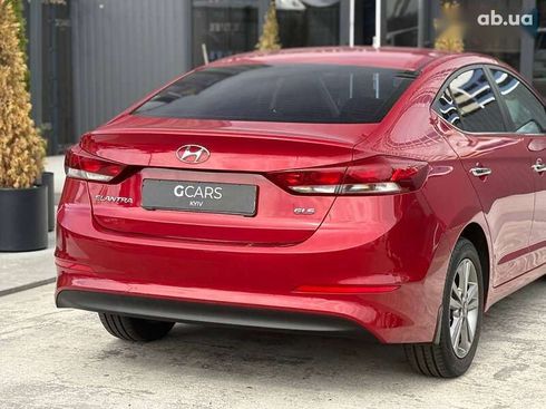 Hyundai Elantra 2017 - фото 4