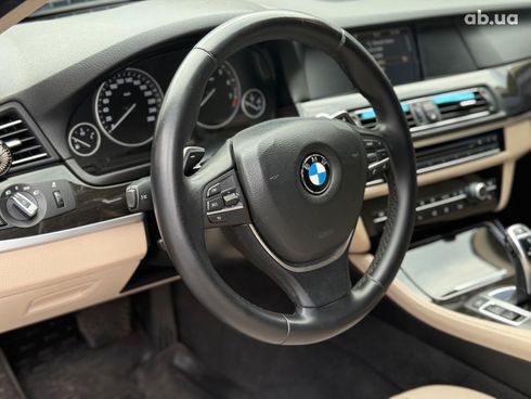 BMW 5 серия 2011 черный - фото 22