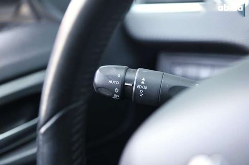 Peugeot 2008 2017 - фото 21