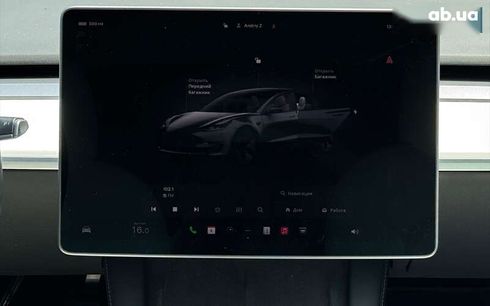 Tesla Model 3 2022 - фото 14