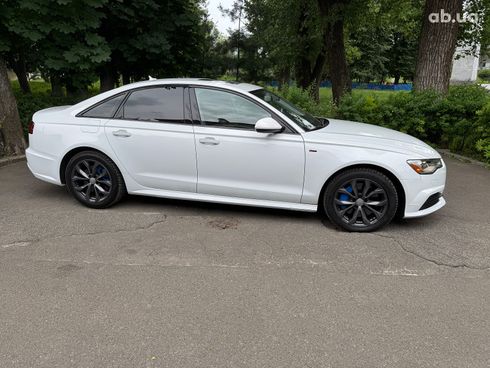 Audi A6 2016 белый - фото 4