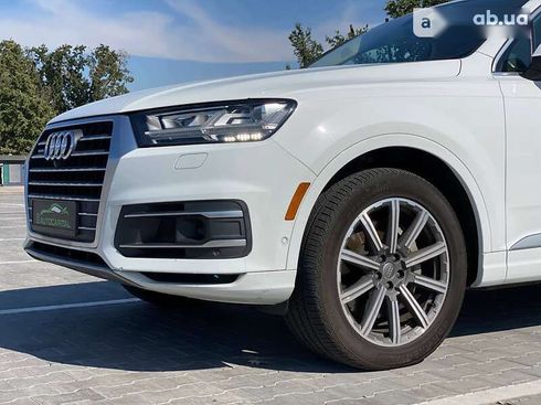 Audi Q7 2018 - фото 26