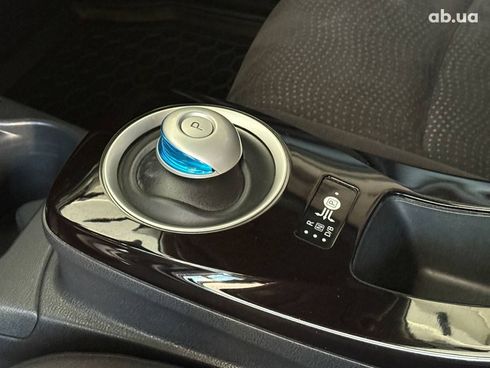 Nissan Leaf 2013 белый - фото 14