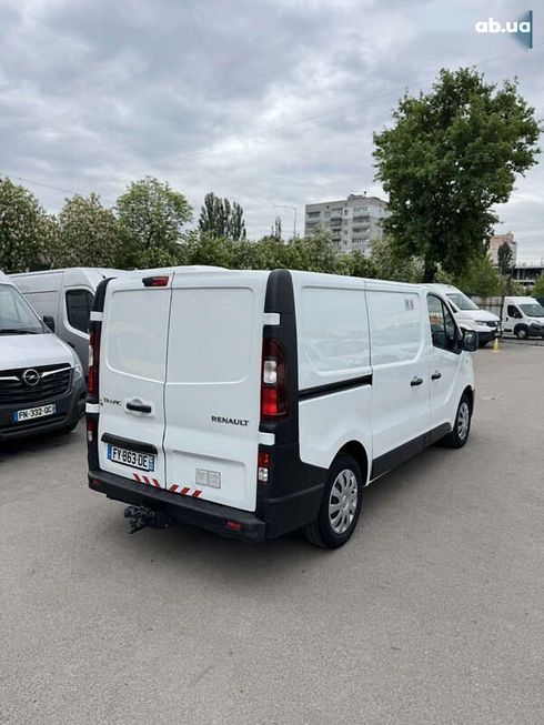 Renault Trafic 2021 - фото 8