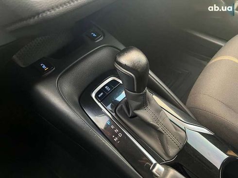 Toyota Corolla 2019 - фото 20