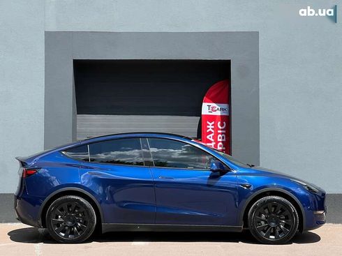 Tesla Model Y 2024 - фото 11