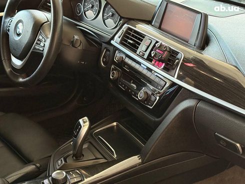 BMW 3 серия 2018 черный - фото 20