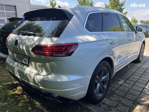 Volkswagen Touareg 2021 - фото 72