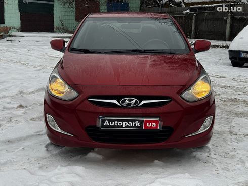 Hyundai Accent 2012 красный - фото 2