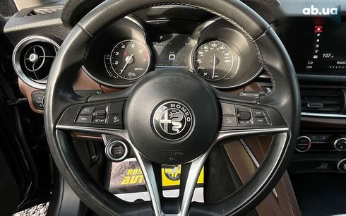 Alfa Romeo Stelvio 2017 - фото 11