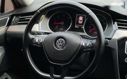 Volkswagen Passat 2016 - фото 16