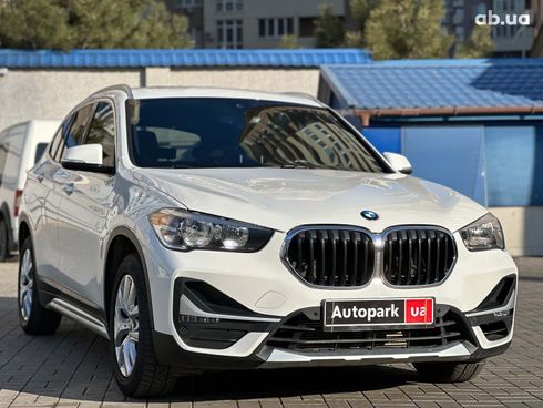 BMW X1 2019 белый - фото 4