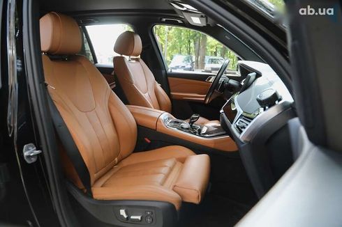 BMW X5 2019 - фото 11