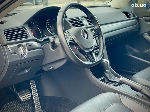Volkswagen Passat 2016 - фото 20