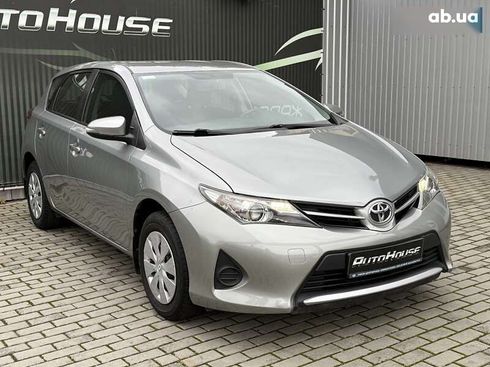 Toyota Auris 2014 - фото 5