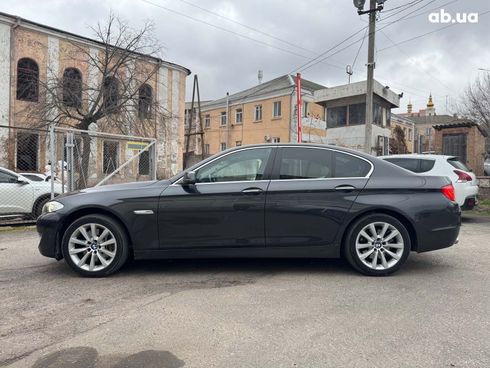 BMW 5 серия 2012 серый - фото 7