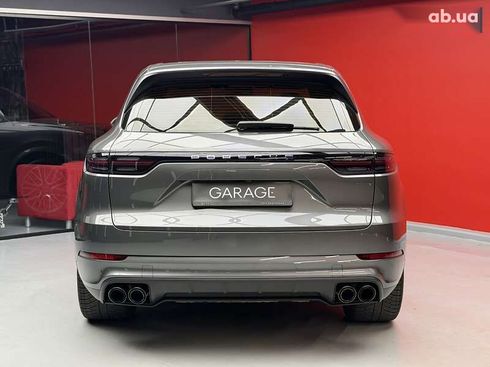 Porsche Cayenne 2019 - фото 13