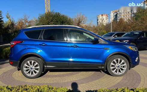 Ford Escape 2017 - фото 8