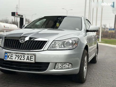 Skoda Octavia 2011 - фото 3