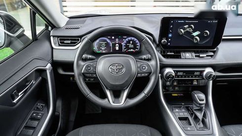 Toyota RAV4 2024 - фото 9