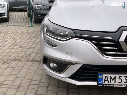Renault Megane 2017 - фото 9