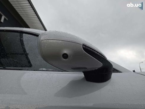 Porsche Taycan 2021 - фото 30