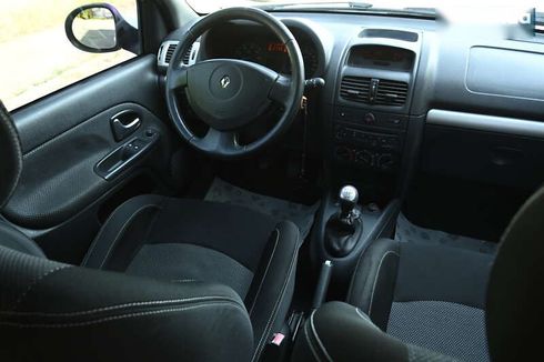 Renault Clio 2010 - фото 28